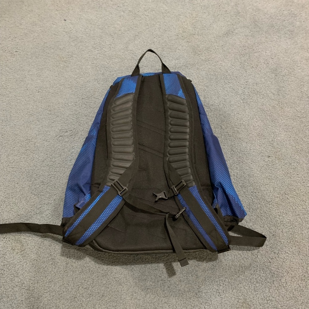 Nike Elite Backpack - Picture 3 of 3